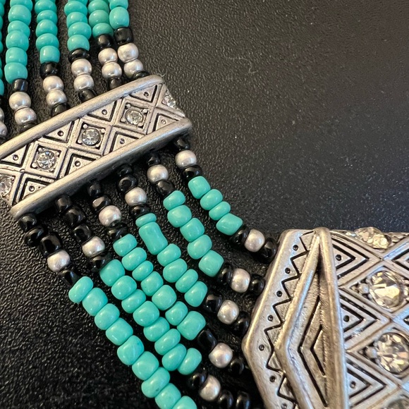 Southwestern Exotic Faux Turquoise & Crystal Beaded Western Statement Necklace - Picture 7 of 8